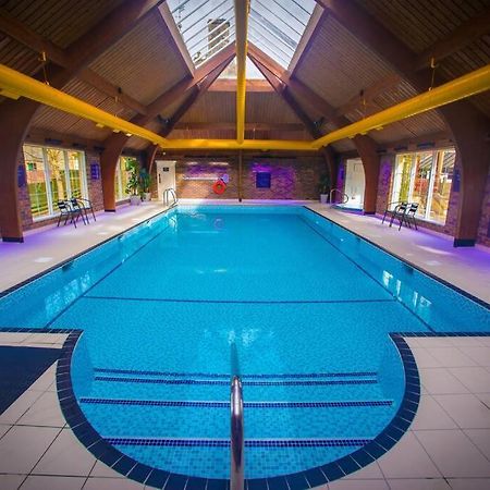 Atholl Apartment - A Unique Apartment In Countryside Park With Wifi And Access To Pool And Bar Perth Exterior photo